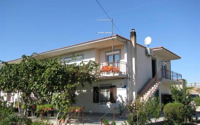 Apartma Letica - apartmaji Pirovac Hrvaška