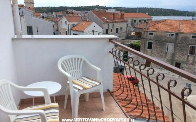 Apartmaji more - apartmaji Pirovac Hrvaška