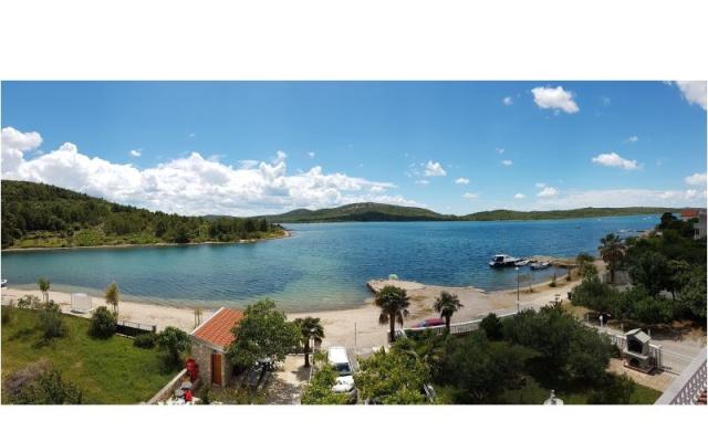 Apartmaji Nada - apartmaji Pirovac Hrvaška