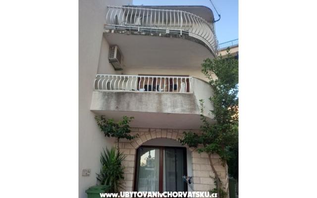 Apartmaji Vela - apartmaji Podgora Hrvaška