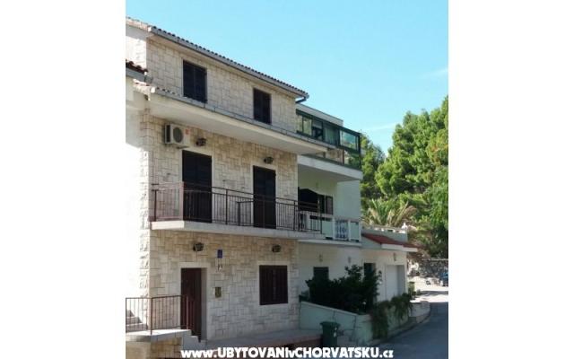 Apartmaji Kelava Željko - apartmaji Podgora Hrvaška