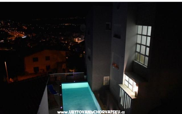 Apartmaji PEPA - apartmaji Podstrana Hrvaška