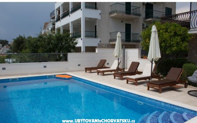 Apartmas Ivan - apartmaji Podstrana Hrvaška