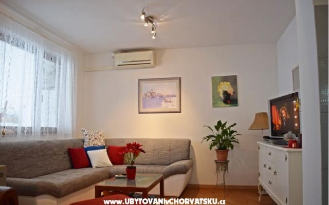 Apartma Gloria Podstrana - apartmaji Podstrana Hrvaška