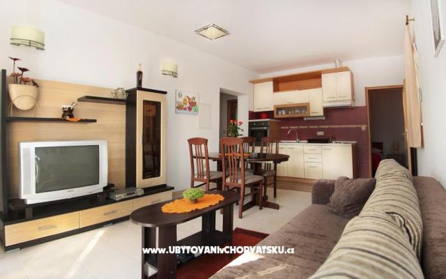 Apartmaji Mimoza - apartmaji Podstrana Hrvaška