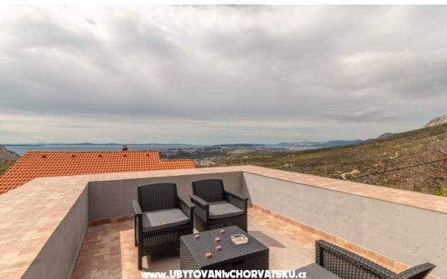 Holiday Hiša Car - apartmaji Podstrana Hrvaška