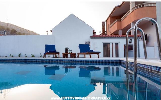 Luxury Apartma Sara - apartmaji Podstrana Hrvaška