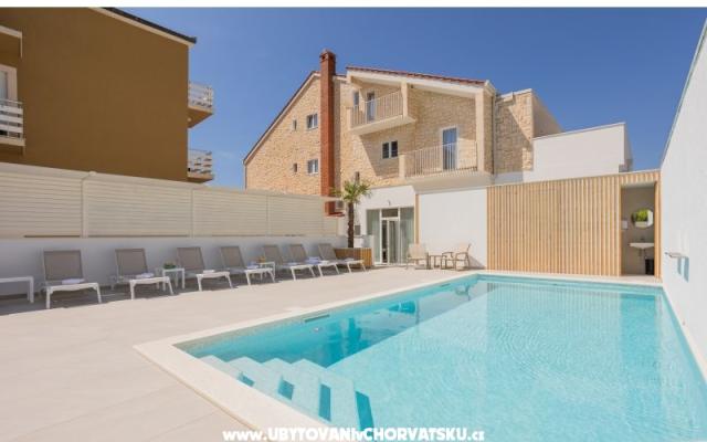 Villa Miki - apartmaji Podstrana Hrvaška