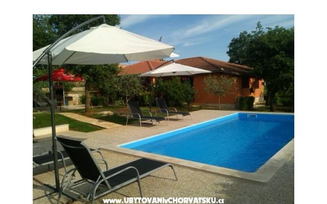 Počitniški dom - apartmaji Poreč Hrvaška