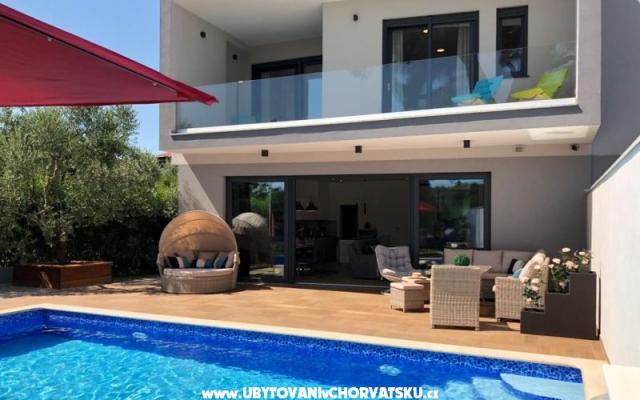 Villa Pinea Porec - apartmaji Poreč Hrvaška