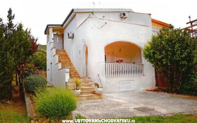 Apartmaji Matea - apartmaji Primošten Hrvaška