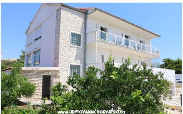 Apartmaji Slavka - apartmaji Primošten Hrvaška