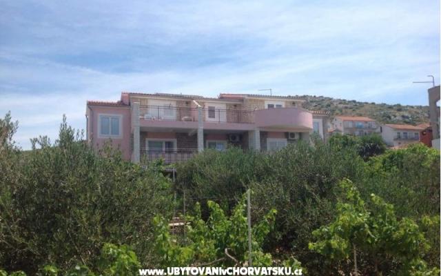 Apartmaji Bogdan - apartmaji Primošten Hrvaška
