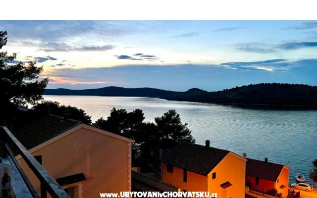 Apartmaji Filipa - apartmaji Primošten Hrvaška