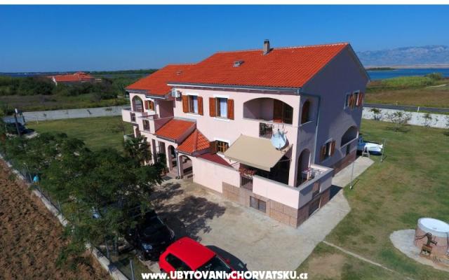 Apartmaji Armitage - apartmaji Privlaka Hrvaška