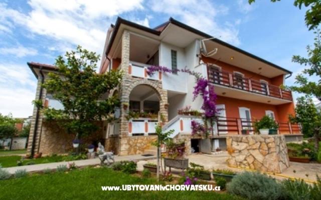 Apartmaji Blanka - apartmaji Privlaka Hrvaška