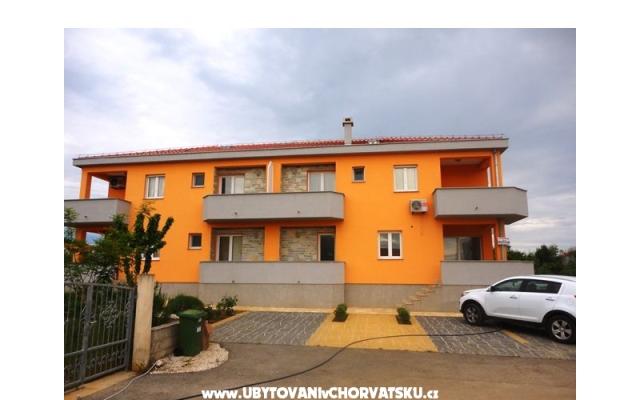 Apartmaji Dora - apartmaji Privlaka Hrvaška
