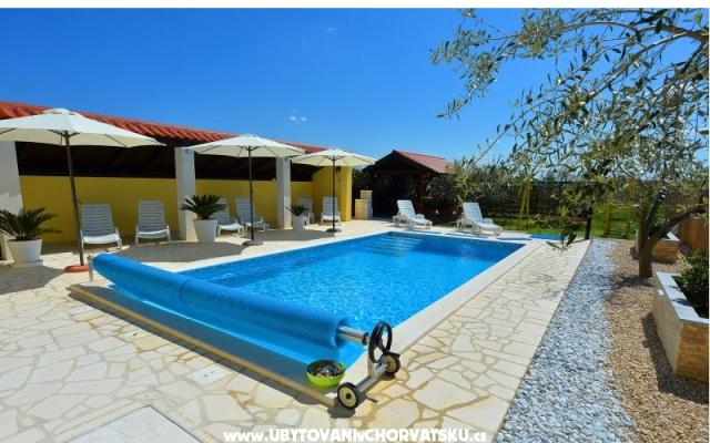 Apartmaji Simoni - apartmaji Privlaka Hrvaška