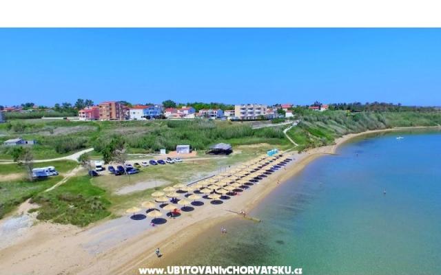 Fabijan - apartmaji Privlaka Hrvaška