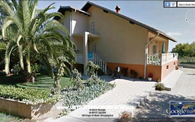 Počitniški dom Štefica - apartmaji Privlaka Hrvaška