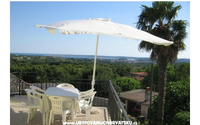 apartman Aurelia - apartmaji Pula Hrvaška