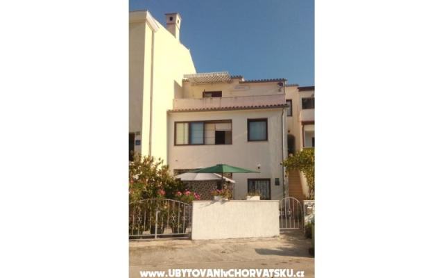 Apartmaji More - apartmaji Pula Hrvaška
