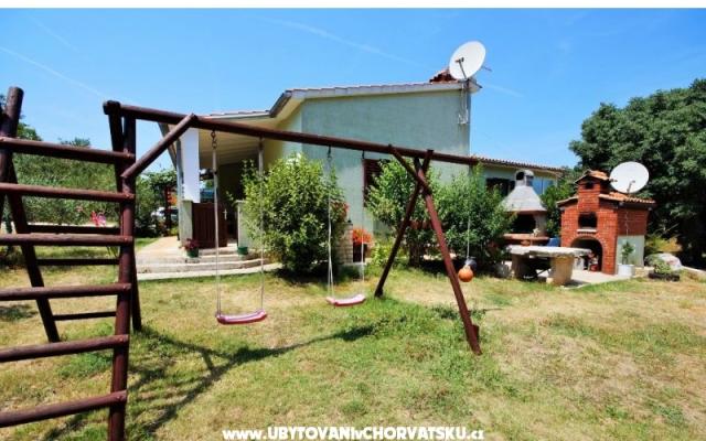 Hiša Corina - apartmaji Pula Hrvaška