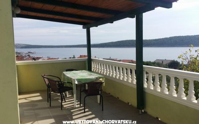 Apartmaji Joško Debelić - apartmaji otok Rab Hrvaška