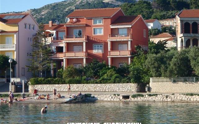 Apartmaji Mare - apartmaji otok Rab Hrvaška