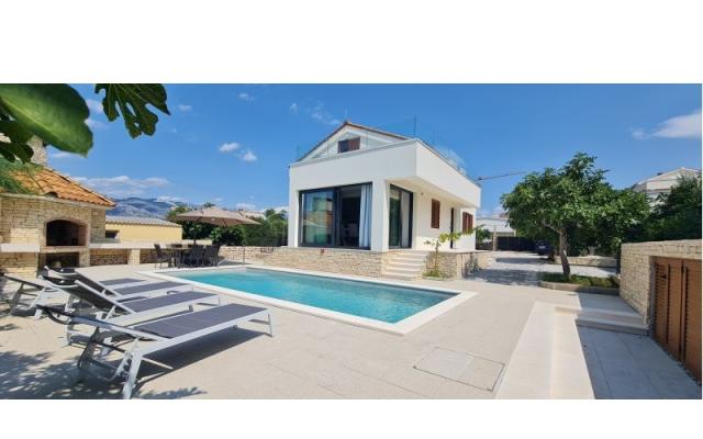 Vila Emma - apartmaji Ražanac Hrvaška