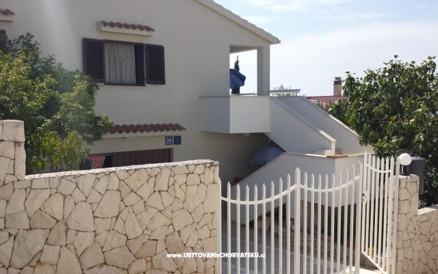 Apartma Dunja - apartmaji Rogoznica Hrvaška