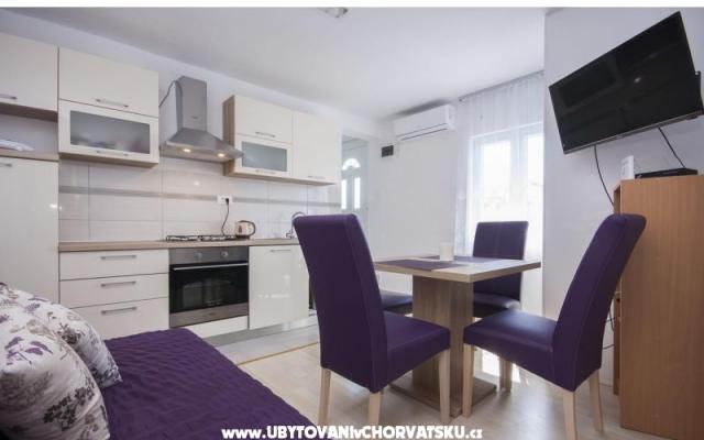 Apartma Duje - apartmaji Rogoznica Hrvaška