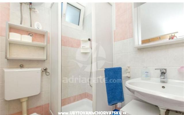Apartmaji Buba - apartmaji Rogoznica Hrvaška