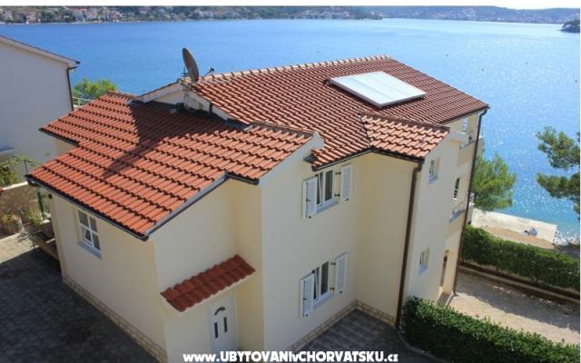 Apartmaji Grgić - apartmaji Rogoznica Hrvaška
