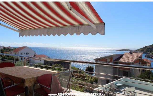 Apartmaji Jerkunica - apartmaji Rogoznica Hrvaška