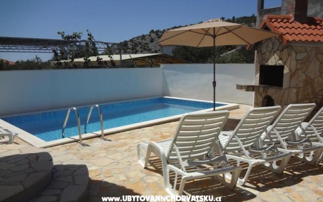 Apartmaji Jukić - apartmaji Rogoznica Hrvaška