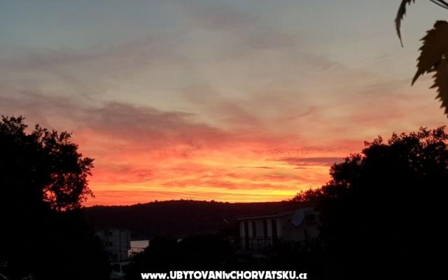 Apartmaji Kanica relax - apartmaji Rogoznica Hrvaška