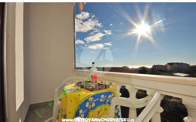 Apartmaji LEMO - apartmaji Rogoznica Hrvaška
