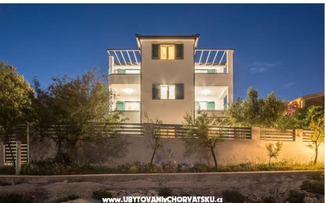Apartmaji Polić - apartmaji Rogoznica Hrvaška