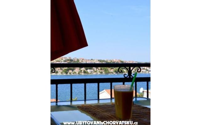 Apartmaji Toni Rogoznica - apartmaji Rogoznica Hrvaška