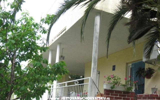 Apartmaji Ružica - apartmaji Rogoznica Hrvaška