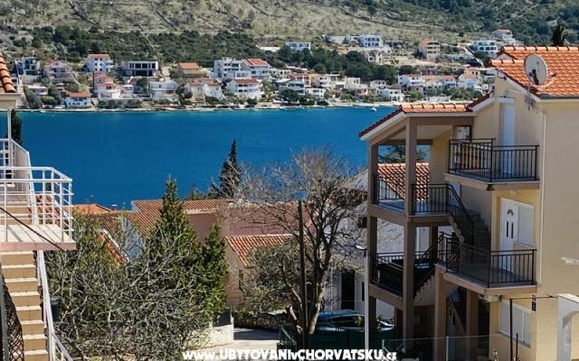 Hiša Lucija  - apartmaji Rogoznica Hrvaška