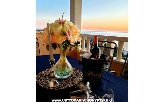 Apartmaji Sunset - apartmaji Rogoznica Hrvaška