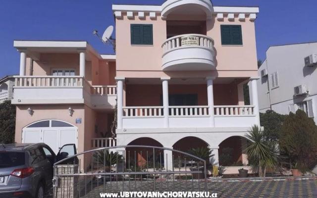 Apartmaji TEA - apartmaji Rogoznica Hrvaška