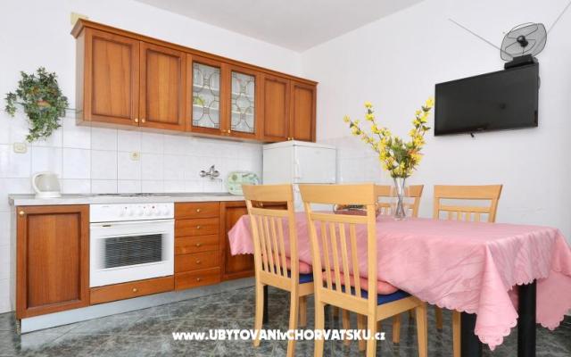 Apartmaji Tonka - apartmaji Rogoznica Hrvaška