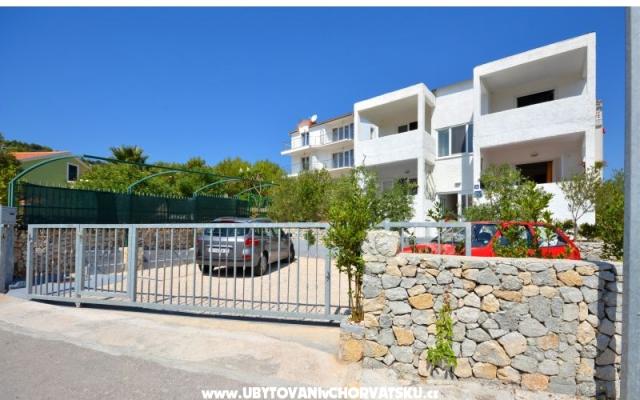 Apartmaji Ražanj - apartmaji Rogoznica Hrvaška