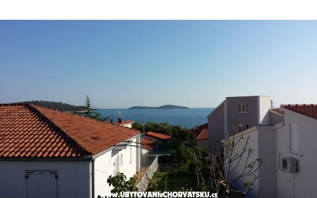 Apartmaji Ursula - apartmaji Rogoznica Hrvaška