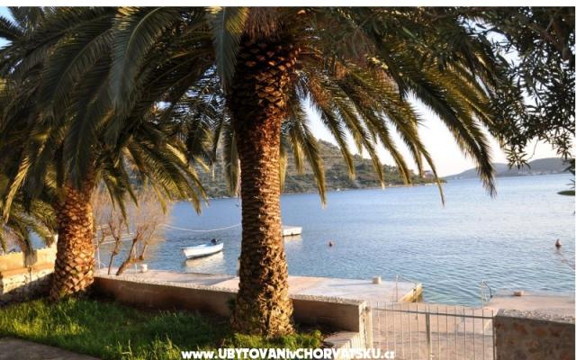 Rogoznica bm apartments - apartmaji Rogoznica Hrvaška