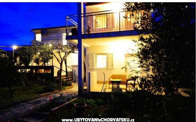 Sonja Summer Home - apartmaji Rogoznica Hrvaška