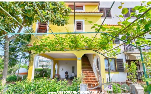 Cheap apartment in Rovinj - apartmaji Rovinj Hrvaška